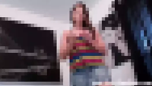 O küçücük şey senin penisin mi?