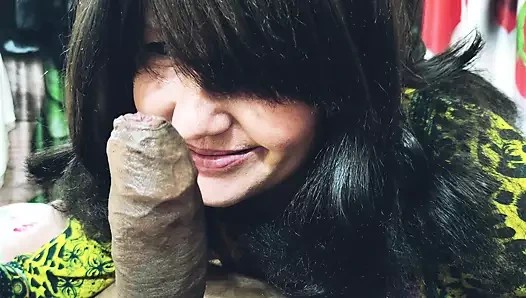 Sürtük sulu orta yaşlı seksi kadından büyük zenci yarağı sakso