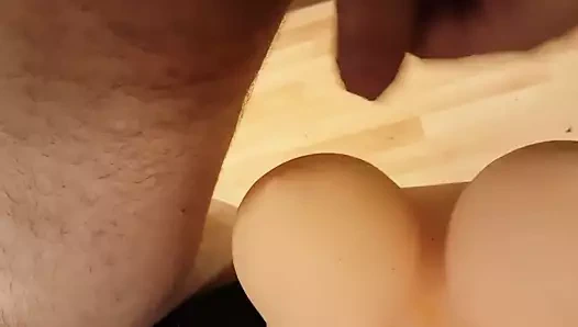 birinin oyuncağını kullanmak