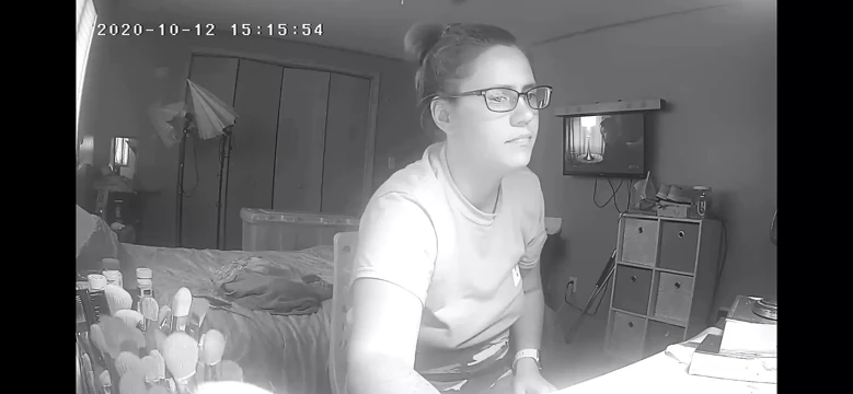 Genç sürtük jumps homework için sikme ona kedi için lezbiyen porno