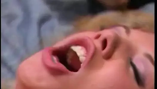 Sarışın anal melek ile büyük memeler olduğunu becerdin itibaren arkasında tarafından büyük horoz üzerinde yatak