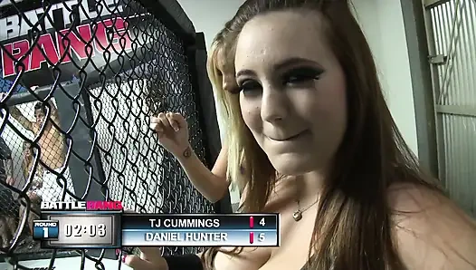 Randy Girl Hole'un harap olmuş amcığı dölle dolu güzel görünüyor