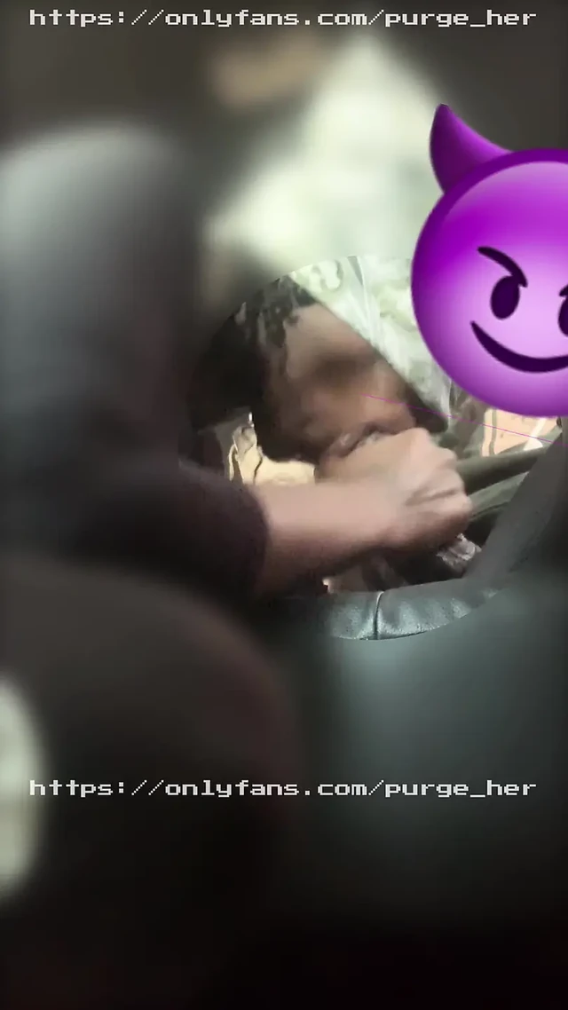 Сперма в горло перед ее домом