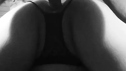 Bakış açısı evli kadının domalarak orgazmı