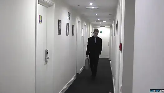 Shaun mükemmel bir zamanda geliyor