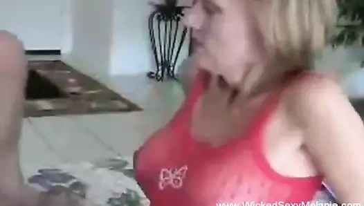 sürtük büyükanne yapıyor onu şey