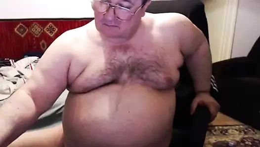 Gordito maduro se masturba 57