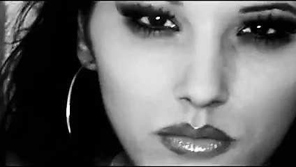 Paranoyak çöp - porno müzik videosu