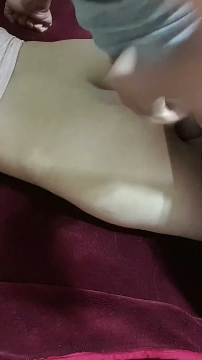 Bir meslektaşım yanıma geldi, yolumuza bir oğlan çocuğu girdi, beni soğuk bir Hawia ile eğitti, kocam gelmeden önce yanımda bir meslektaşım vardı, Vay canına, Havva'yı bağışladım | Klip 1