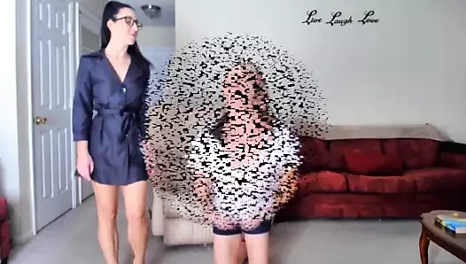 metresi nina şeytan onun altında eğitimli nasıl gösterir