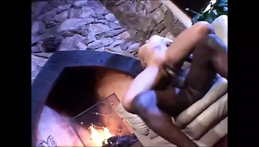 Genç sarışın siyah afet sikikleri bir çok bbc