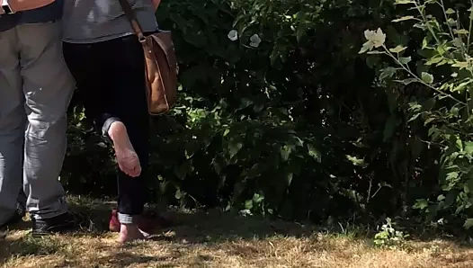 Seksi olgun milf yalınayak