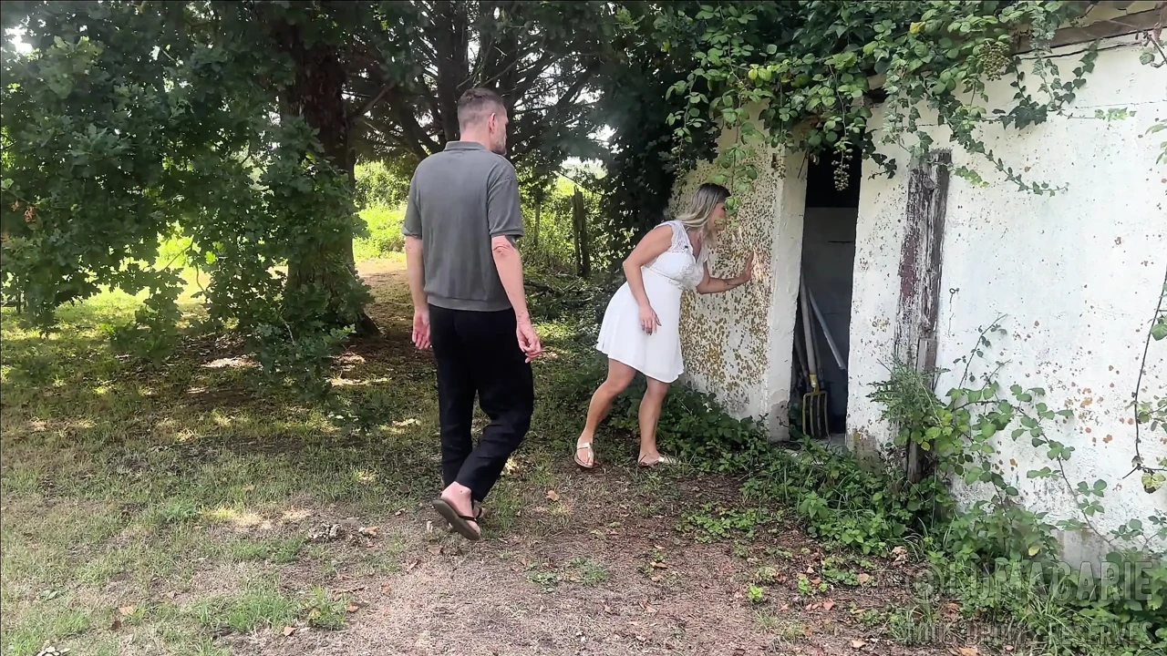 Aussie Yanick Shaft Plays Gardener For Marie Lumacarie Blonde Porn By Faphouse (Full Video) - Gold Coast Locals Only - Australian Sex Video