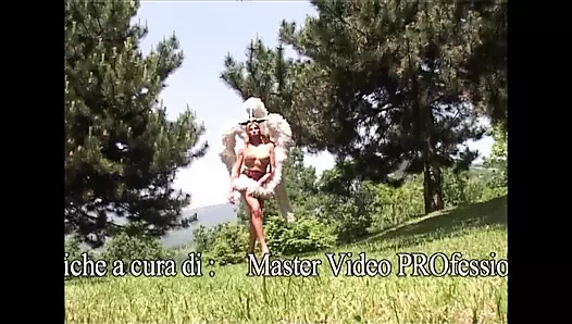 Büyük memeli Alman sürtük