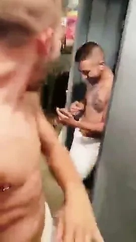 Пидора унижают в публичной бане