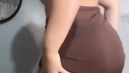 Senin için böyle dans etmek istiyorum çok yaramaz orospu çocuğu