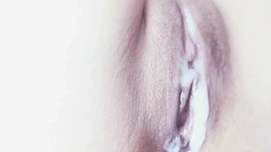 Sıcak hile bebek istiyor boşalmak içeride ona kedi yakın çekim