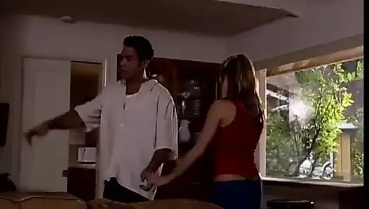 Sarışın yatakta şişman yarakla domalarak sikiliyor