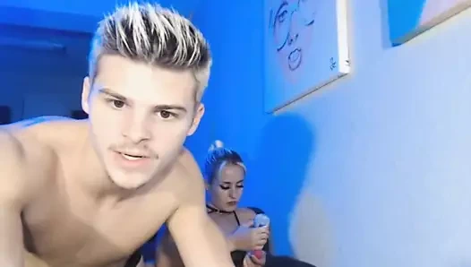 azgın bebeğim seviyor için var anal seks