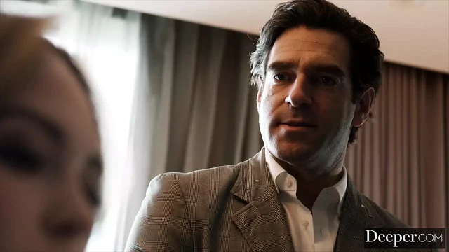 Глубже. Начинающий хотвайф Lilly должен вымалывать его большой черный член