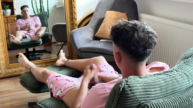Cute Pajamas, Naughty Mood - German Twink Wanks & Cums