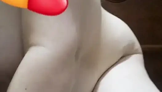 Aunt of Bouira in her brother's room