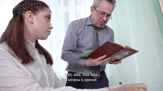 Zor yaşlı öğretmen - yaşlı öğretmen seksi öğrenci yapar