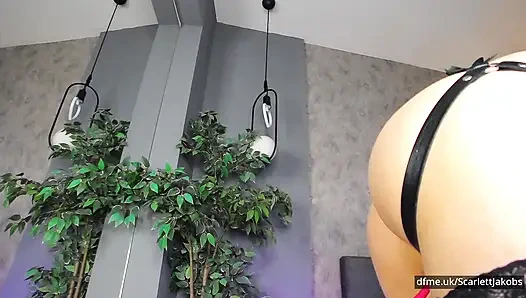 A Soft, Sexy Mood That Feels Like It Is Made Just for You