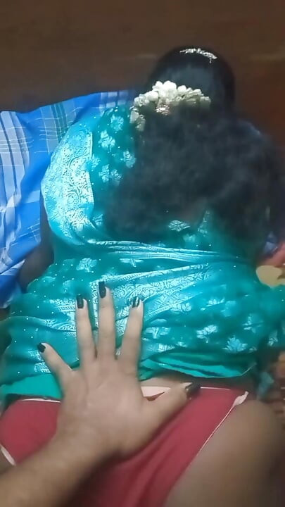 Büyük siyah götümü gavat kocamın terfisi için kıdemli patrona sundum - tamil domaltmalı anal! Indianhotwifex