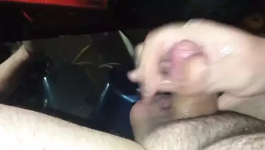 Küçük yarak kalın boşalma oyunu