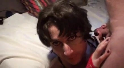 Alica mutlu için yemek boşalmak
