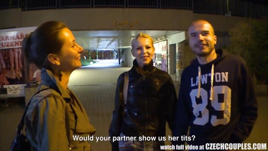 Güzel Çek çifti gf değişimi için para alır