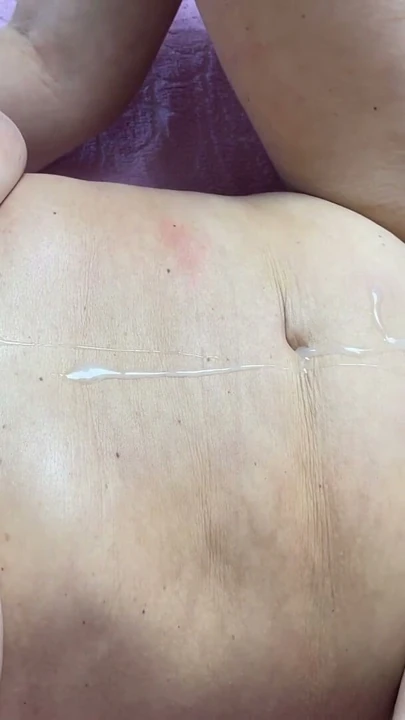 üvey anne şişman amını sikmesine izin verdi | Klip 2