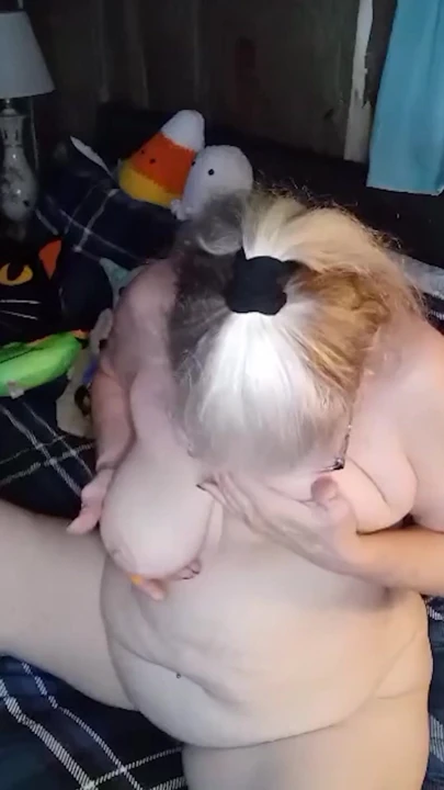 Come Fuck Mommy! Hot MILF Finishes Her Yoga Then Pleases Her Pussy To A Good Orgasm! | Clip 1