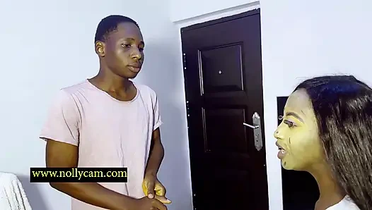 Amcık masajı için geldi ve mutlu son için büyük bir yarak aldı