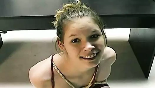 Musicvideo 10: kahkahalarınız