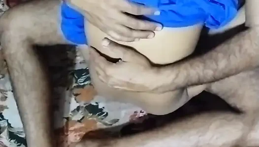 Okul güzeli güzel oğlanla tam kız seks yapıyor