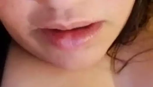 İranlı kız vücudunu gösteriyor - 10