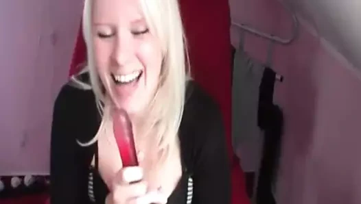 Kontrol benim milf sarışın seks bomba içinde siyah çorap