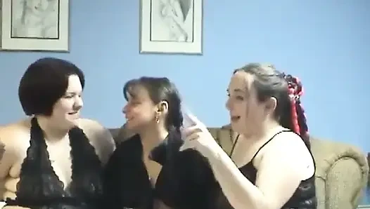 Madalyn, Vixen ve Christina'nın üçlü seksi
