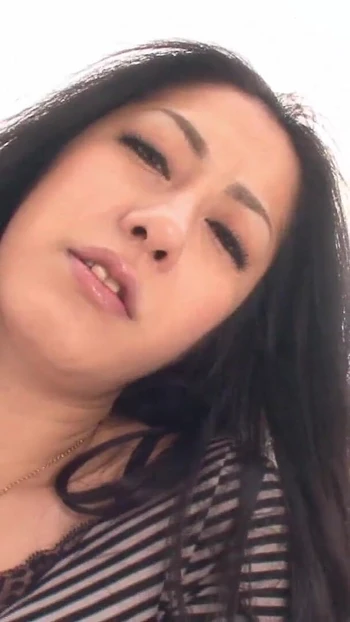 Незабываемый момент из "Теперь беременная, незнакомец, взрыв спермы в моей тугой волосатой киске"