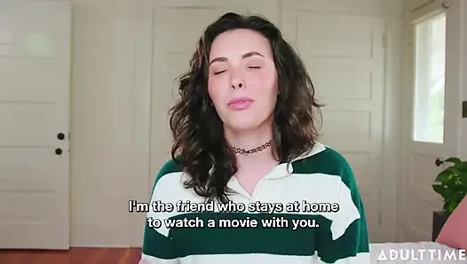 Casey Calvert bir hayranının değerli koleksiyonunu parçalıyor! | yıldızı röportajı | Adult Time