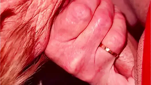 71 yaşındaki Bayan Kitty'yi BDSM ile tanıştırıyor