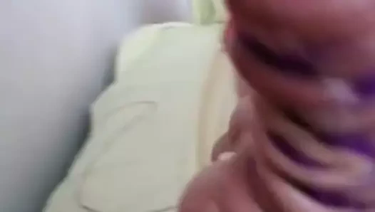 bağlı horoz ve topları