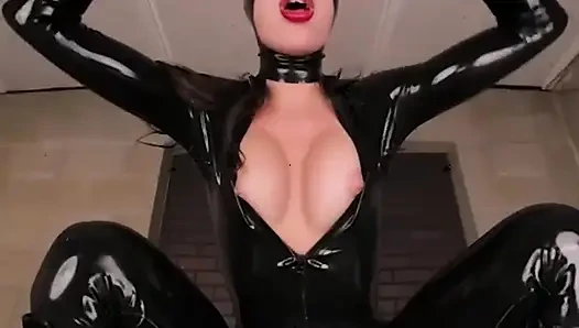 Vrcosplayx Kylie Rocket, kedi kadın olarak cinsel zevkin gizeminde sana rehberlik edecek bölüm 1