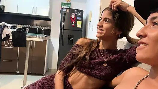 Evimdeki futbol öğleden sonraları çok eğleniyor