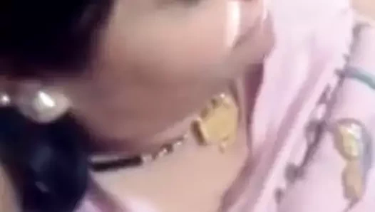 Desi süper sıcak yenge