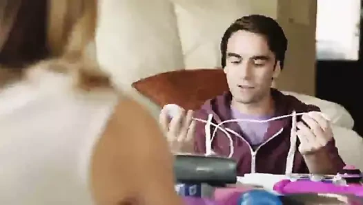 Aile işi - büyük memeli üvey anne üvey oğlu tarafından becerdin alır