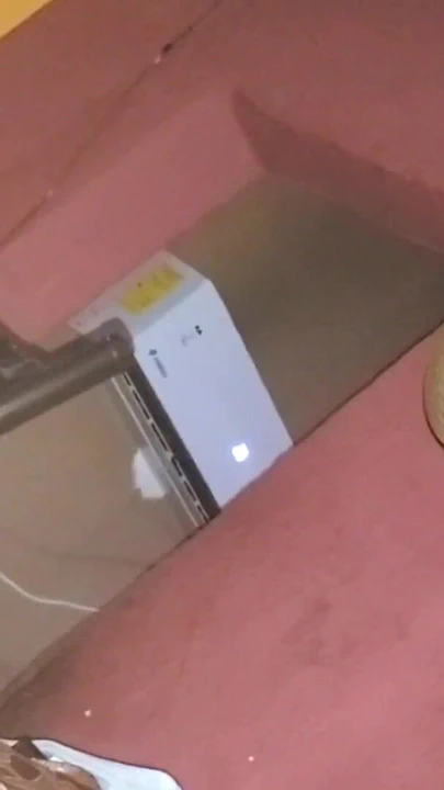 Karımın fahişesi arkadaşımı emiyor | Klip 2