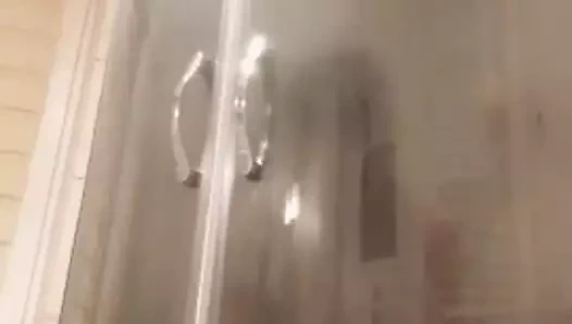 Karım ewa başka bir duş